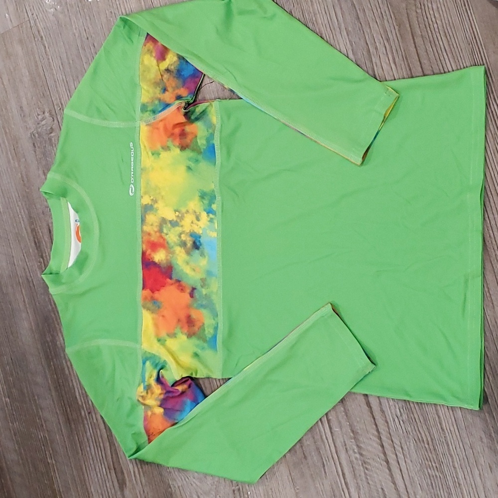 O'Rageous Crew Neck Long Sleeve Rashguard Size Medium